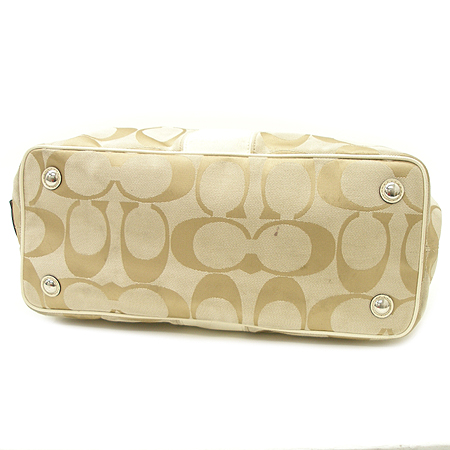 Coach(��ġ) 17424 �ñ׳�ó �ڰ��� ��Ʈ�� �̹���3 - ���̺��� �߰���ǰ