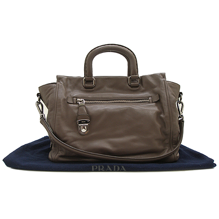 Prada(�����) �׷��� CALF SKIN(�۾��� ����) 2-way �̹���2 - ���̺��� �߰���ǰ