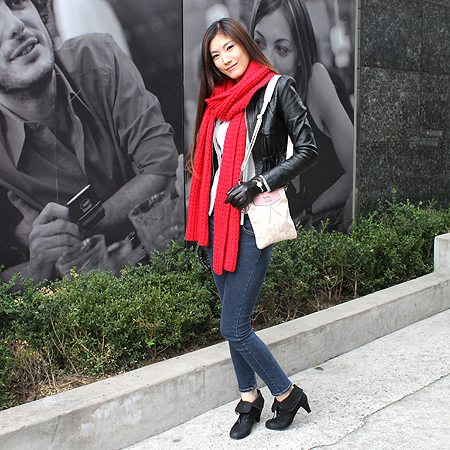 Coach(��ġ) 44394 �ɾ�Ʈ �ΰ� �ڰ��� ũ�ν��� �̹���6 - ���̺��� �߰���ǰ