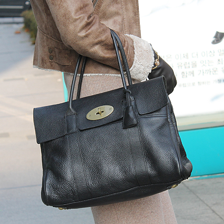 MULBERRY(�ֹ���) HH5988 ���� ���� ���̽����� M ������ ��Ʈ�� [��������] �̹���6 - ���̺��� �߰���ǰ