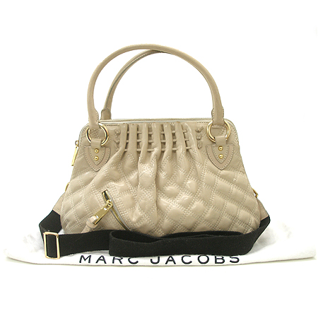 Marc_Jacobs (��ũ �����߽�) ���� ���� ¤ ��Ʈ�� + ��� ��Ʈ�� �̹���2 - ���̺��� �߰���ǰ