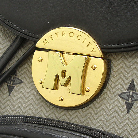 Metrocity(��Ʈ�ν�Ƽ) ���� M �ΰ� ��� ������ ���� �̹���3 - ���̺��� �߰���ǰ