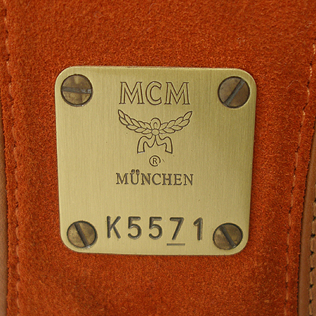 MCM(������) ���� �ΰ� ��� ���佺 �����̵� ��Ƽġ ��Ʈ�� �̹���3 - ���̺��� �߰���ǰ