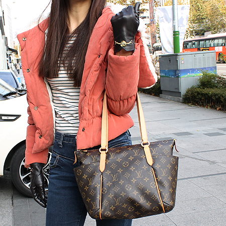 Louis Vuitton(���̺���) M56688 ���׷� ĵ���� ��Ż�� PM ����� [�б�������] �̹���5 - ���̺��� �߰���ǰ