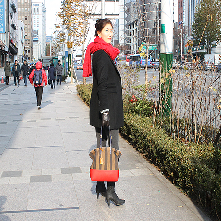 Fendi(���) 8BN232 FKN �к긯 ����ȥ�� ���̺��ڵ� ����� [��������] �̹���5 - ���̺��� �߰���ǰ