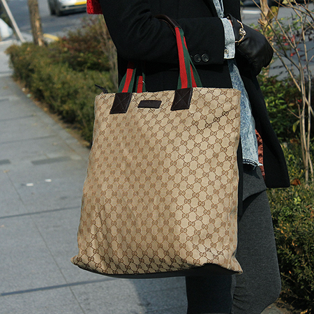 Gucci(����) 131233 GG�ΰ� �ڰ��� ��� ��Ƽġ �� ��Ʈ�� [�б�������] �̹���6 - ���̺��� �߰���ǰ