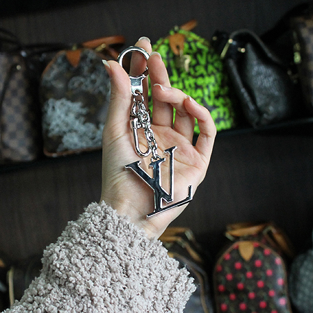 Louis Vuitton(���̺���) M65995 ���� LV �̴ϼ� ŰȦ�� [��������] �̹���6 - ���̺��� �߰���ǰ