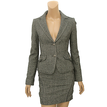 ����  ����