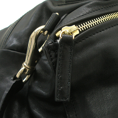 GIVENCHY(�����) 11H5252034 001 ���� ī����Ų �ǵ��� L������ ����ΰ� 2WAY [��������] �̹���4 - ���̺��� �߰���ǰ