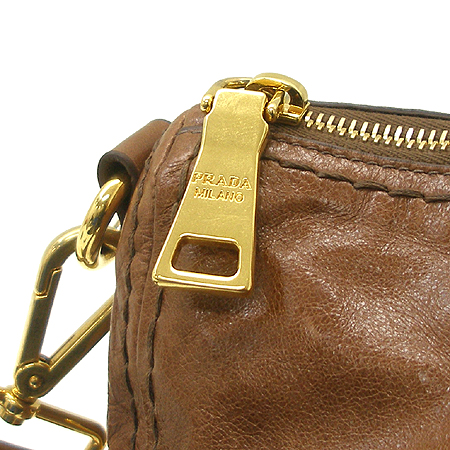 Prada(�����) BL0678 �۾��� ���� ���� 2WAY [��������] �̹���4 - ���̺��� �߰���ǰ