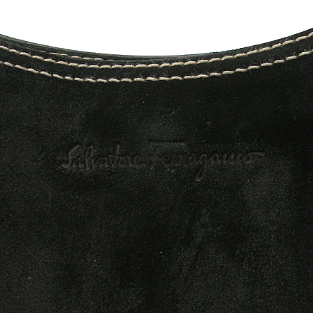Ferragamo(��󰡸�) 21 2813 �����̵� ȣ�� ����� �̹���3 - ���̺��� �߰���ǰ