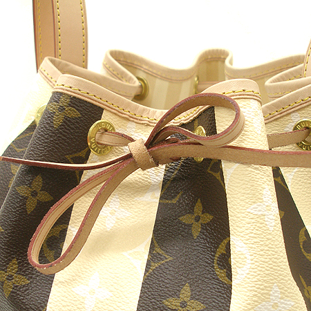 Louis Vuitton(���̺���) 2011 �÷���  M40564 ���׷� ĵ���� �ڶ�뿡 ����� [�б�������] �̹���3 - ���̺��� �߰���ǰ