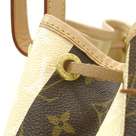 Louis Vuitton(���̺���) 2011 �÷���  M40564 ���׷� ĵ���� �ڶ�뿡 ����� [�б�������] �̹���4 - ���̺��� �߰���ǰ