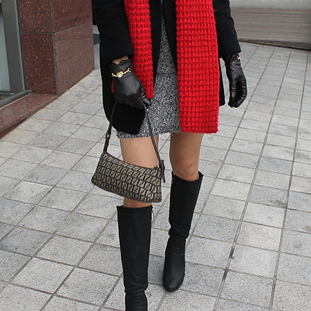 Fendi(���) 8BR249 FF �ΰ� �ڰ��� �Ŀ�ġ ����� �̹���5 - ���̺��� �߰���ǰ