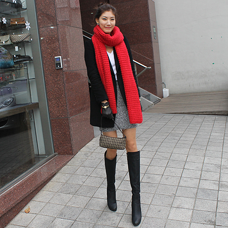 Fendi(���) 8BR249 FF �ΰ� �ڰ��� �Ŀ�ġ ����� �̹���6 - ���̺��� �߰���ǰ