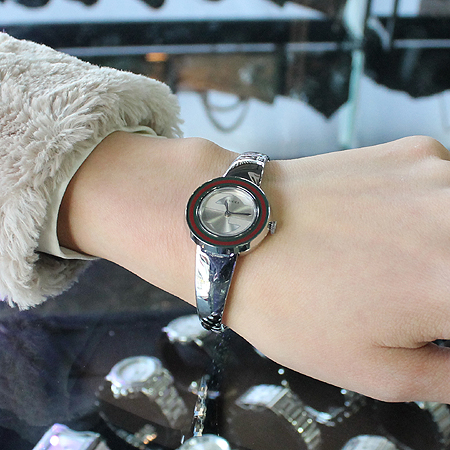 Gucci(����) 268468 U-PLAY ��� ���� ������ ������ �ð� [��������] �̹���6 - ���̺��� �߰���ǰ