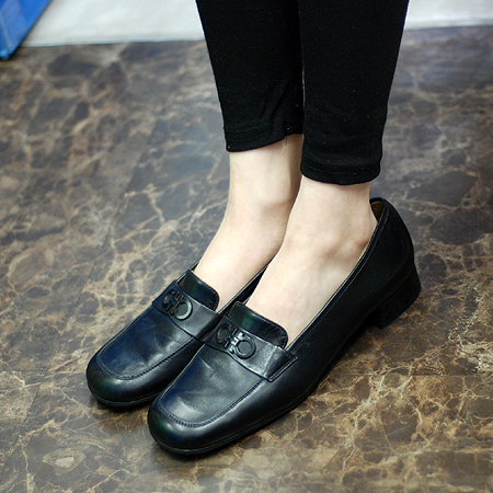 Ferragamo(��󰡸�) ��ġ�� ��� ���� �÷� ������ ���� �̹���5 - ���̺��� �߰���ǰ