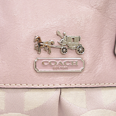 Coach(��ġ) �ɾ�Ʈ �ΰ� �ڰ��� ��Ʈ�� �̹���4 - ���̺��� �߰���ǰ