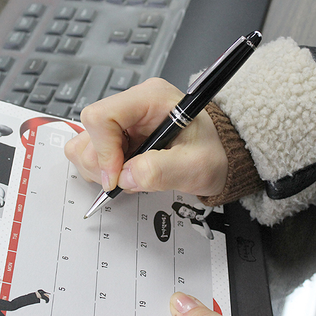 Montblanc(������) ���̽���ƣ P164 �÷�Ƽ�� ���� �̹���5 - ���̺��� �߰���ǰ