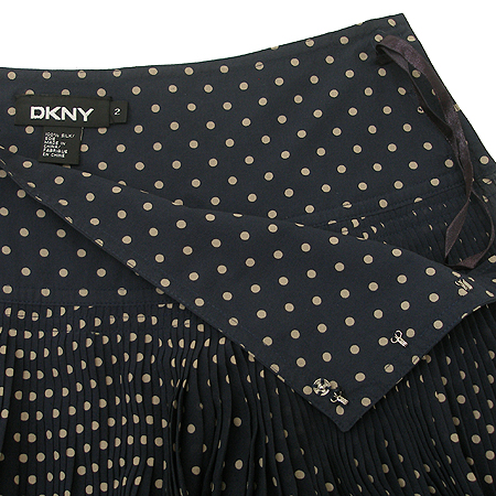 DKNY(����ī��) ��ĿƮ (100%��ũ) �̹���2 - ���̺��� �߰���ǰ