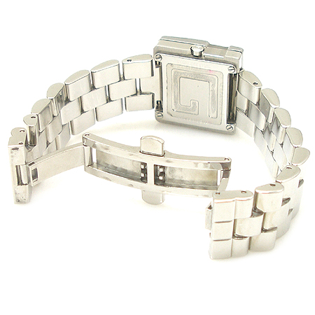 Gucci(����) YA036403 3600J ��ƿ ��� ������ �ð� �̹���3 - ���̺��� �߰���ǰ