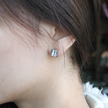 Swarovski(���ͷκ꽺Ű) �簢 ��� �Ͱ��� �̹���5 - ���̺��� �߰���ǰ