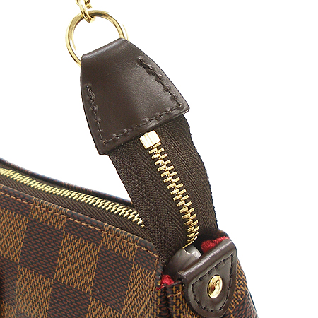 Louis Vuitton(���̺���) N55213 �ٹ̿� ���� ĵ���� ���� Ŭ��ġ 2WAY �̹���3 - ���̺��� �߰���ǰ