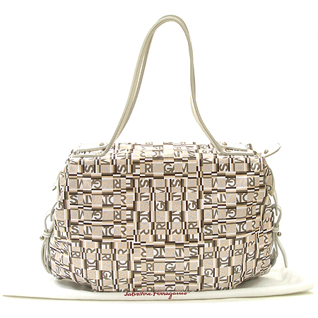 Ferragamo(��󰡸�) 21 A039 �ΰ� ����� �̹���2 - ���̺��� �߰���ǰ