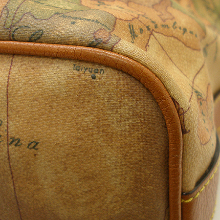 ALVIERO MARTINI (�˺񿡷� ����Ƽ��) �ΰ� ��Ʈ�� �̹���4 - ���̺��� �߰���ǰ