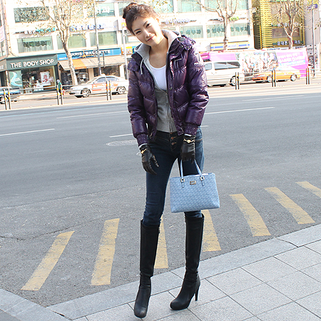 Fendi(���) 8BH132 FF �ΰ� PVC ����� [�ϻ����] �̹���6 - ���̺��� �߰���ǰ