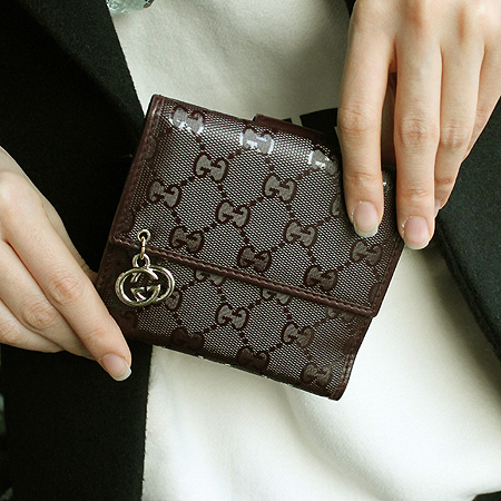 Gucci(����) 212105 PVC ���θ�Ż ������ �̹���5 - ���̺��� �߰���ǰ
