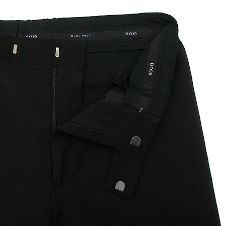 Hugo Boss(�ް�����) ���� �̹���2 - ���̺��� �߰���ǰ