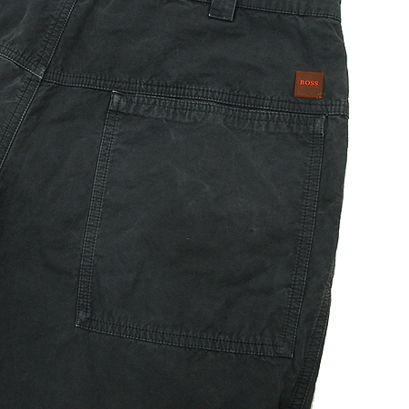 Hugo Boss(�ް�����) ���� �̹���3 - ���̺��� �߰���ǰ