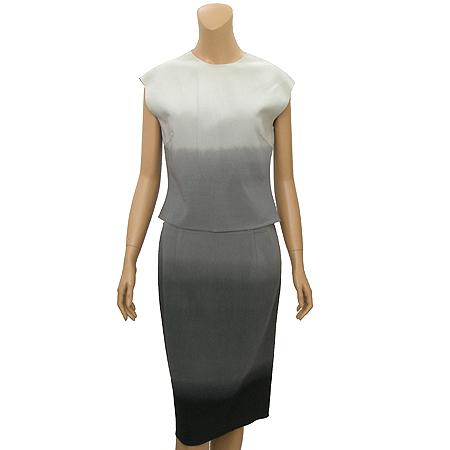 ������  ����