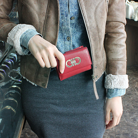 Ferragamo(��󰡸�) 22 7122 ���� ���� ����ΰ� 2�� ������ �̹���5 - ���̺��� �߰���ǰ