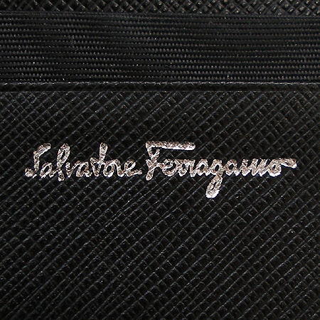 Ferragamo(��󰡸�) 22 4639 ���� ���� ���� ��ġ�� �ΰ� ������ �̹���4 - ���̺��� �߰���ǰ
