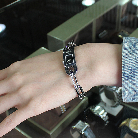 Gucci(����) 6100L ��ƿ ü�� ������ �ð� �̹���5 - ���̺��� �߰���ǰ