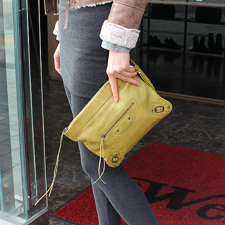 Balenciaga(�߷��þư�) 122733 ��Ƽ�� ���� ���� Ŭ��ġ �� �̹���6 - ���̺��� �߰���ǰ