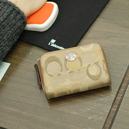 Coach(��ġ) �ñ׳�ó �ڰ��� ¤�� ���� ���� �̹���6 - ���̺��� �߰���ǰ