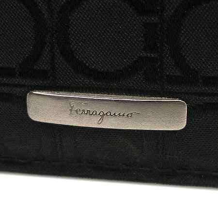 Ferragamo(��󰡸�) �к긯 �������� ������ �̹���3 - ���̺��� �߰���ǰ