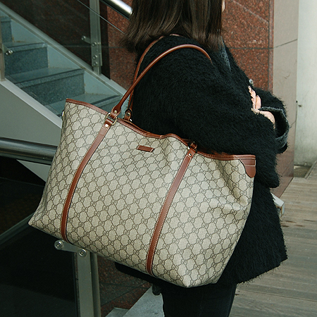 Gucci(����) 197954 GG�ΰ� PVC ���� Ʈ���� ����� [��������] �̹���5 - ���̺��� �߰���ǰ