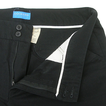 DOCKERS(��Ŀ��) ���� �̹���2 - ���̺��� �߰���ǰ
