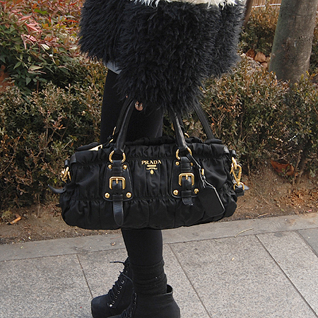 Prada(�����) BN1407 ������ �к긯 ��Ʈ�� + ��� ��Ʈ�� �̹���6 - ���̺��� �߰���ǰ