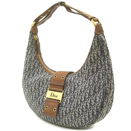 Dior(ũ����î���) �ΰ� �𰡵� ȣ�� ����� �̹���2 - ���̺��� �߰���ǰ