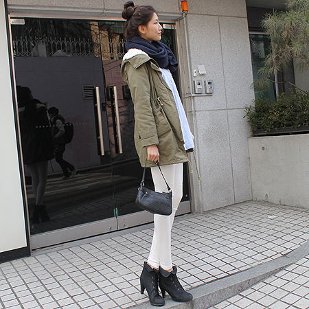 Ferragamo(��󰡸�) 21 4435 ��ġ�� �ΰ� ����� �̹���5 - ���̺��� �߰���ǰ