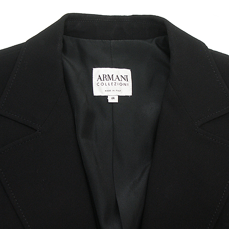 Armani COLLEZIONI(�Ƹ����� �÷�������) ���� �̹���2 - ���̺��� �߰���ǰ