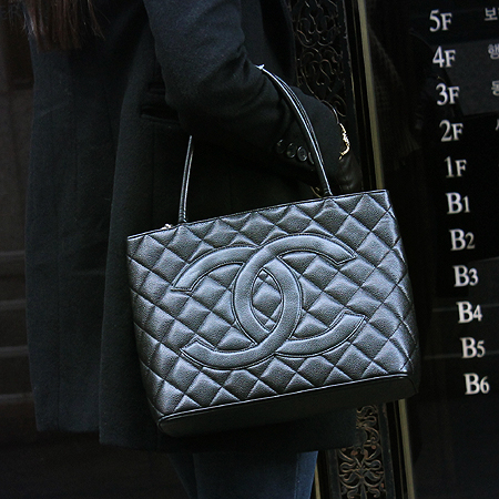 Chanel() ĳ Ų  ι Ʈ ̹6 - ̺ ߰ǰ