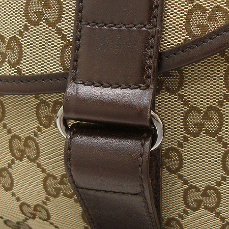 Gucci(����) 145859 �𰡵� �޽��� ũ�ν��� �̹���4 - ���̺��� �߰���ǰ