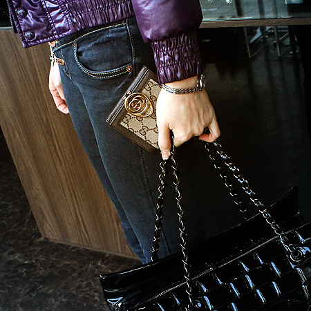 Gucci(����) 224227 GG�ΰ� �ڰ��� ���� ��Ŭ ��� 3�� ������ �̹���6 - ���̺��� �߰���ǰ