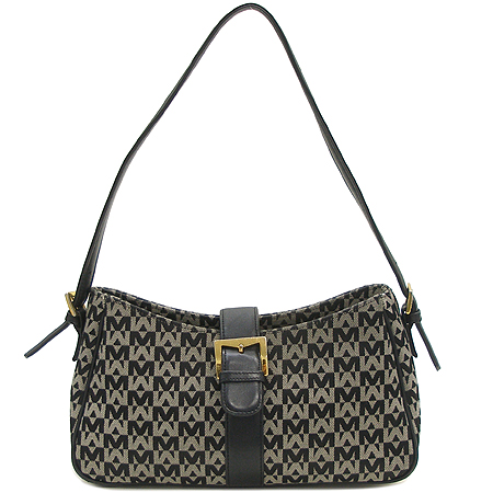 ������  �����